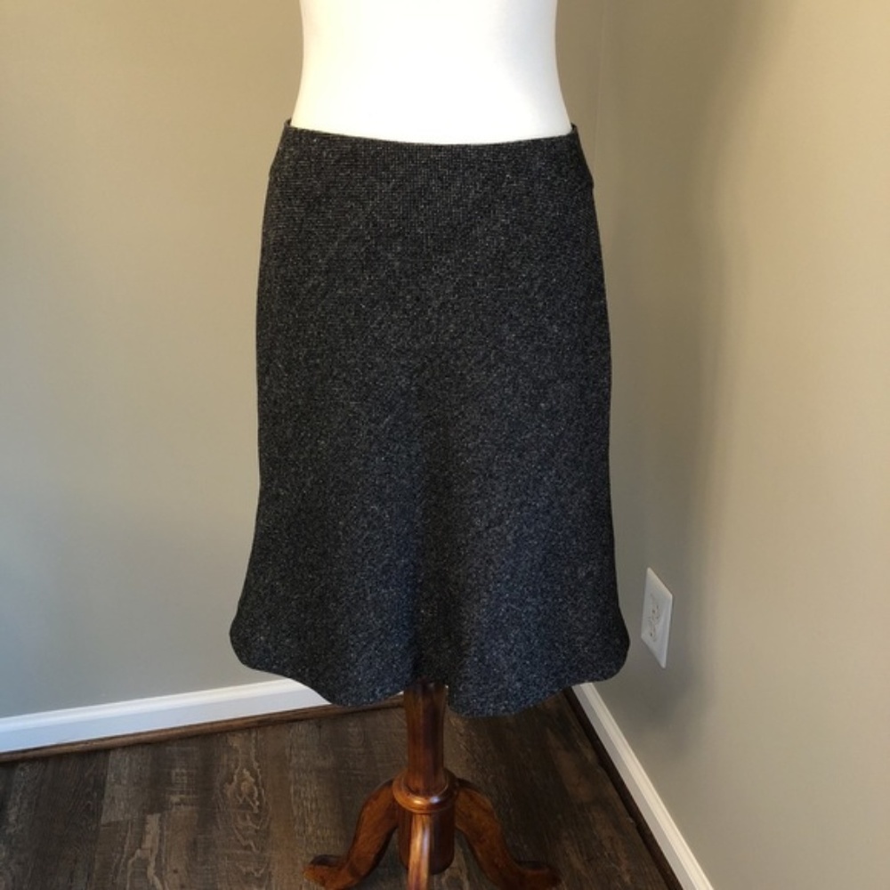 LOFT gray wool skirt Size 6P Fit and Flare